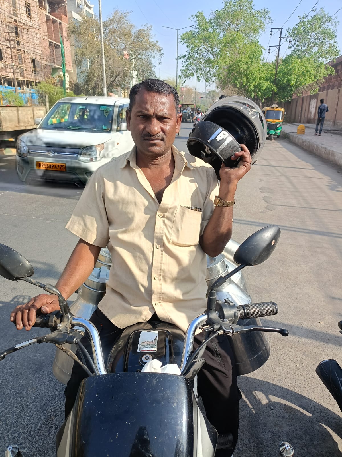 Fresh and Pure Cow Milk- 500 ml From Umesh, Gajipur